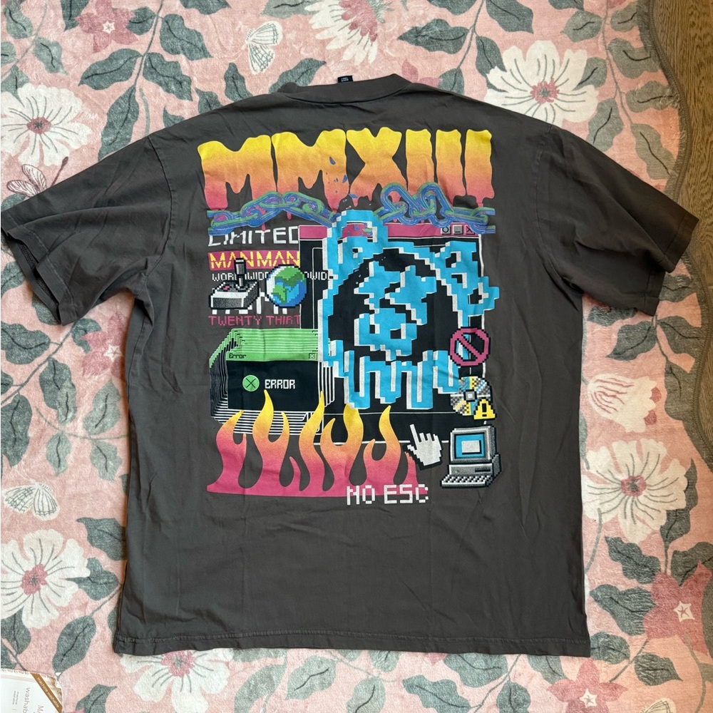 Maxim Graphic Black T-Shirt